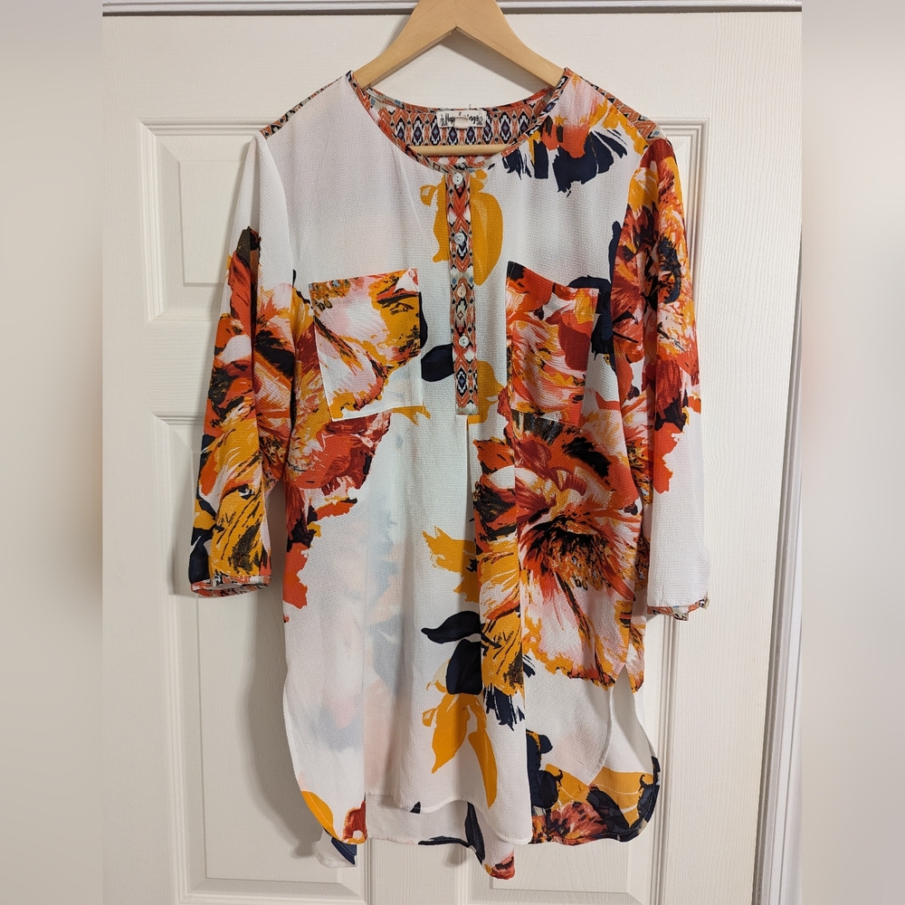 Hope Springs Lightweight Blouse white With yellow floral Print size large